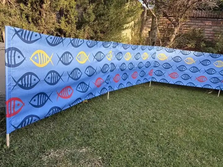 Paravans printed beach windbreak view